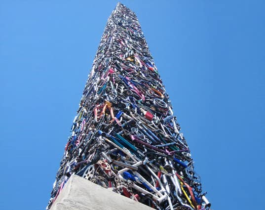 340 Bikes Obelisk 1 • Interactive, Happening & Street Art