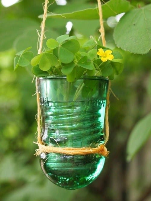 30+ Creative Ideas Using Vintage Glass Insulators 51 • Do-It-Yourself Ideas