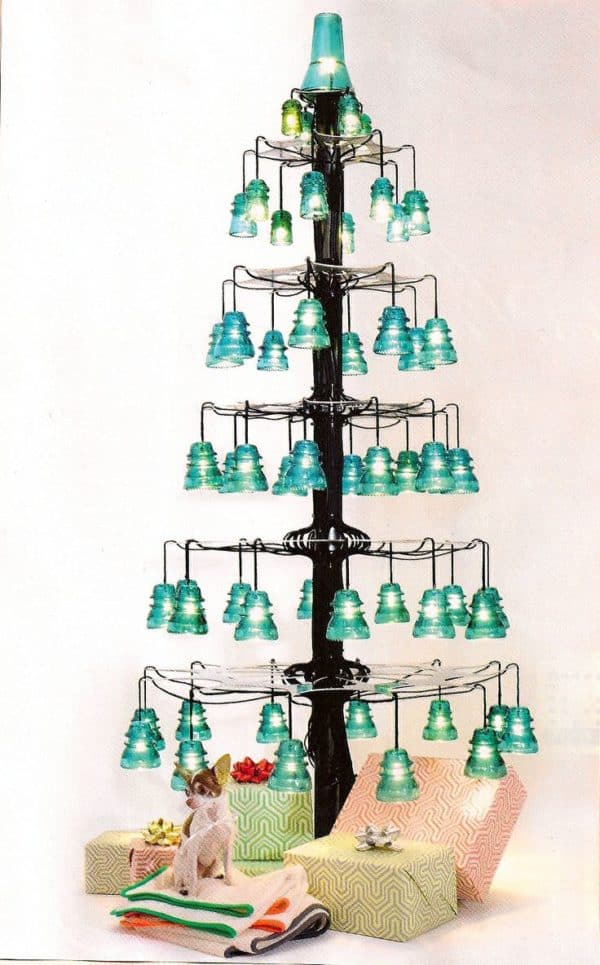 30+ Creative Ideas Using Vintage Glass Insulators 61 • Do-It-Yourself Ideas